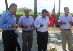 Şehit mezarına ziyaret
