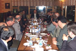 Başkandan muhtarlara hediye