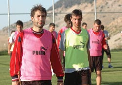 Sakatlıkları geçti