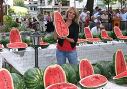 Karpuslara hayran kaldı