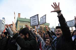 Ülkücülerden Akit gazetesine protesto