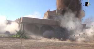 IŞİD evleri bombaladı