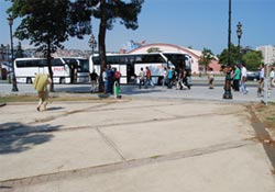 Turistler de Allah'a emanet!