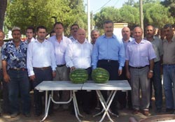 Halkımızın hizmetindeyiz