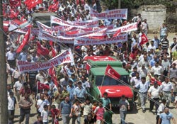 Hatay'da teröre lanet yağdı