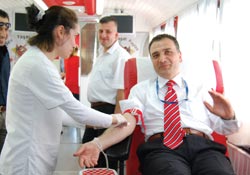 2 400 ünite kan toplandı