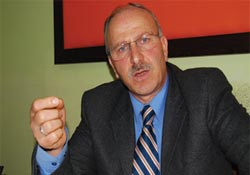 Kendi sonlarını hazırlıyorlar