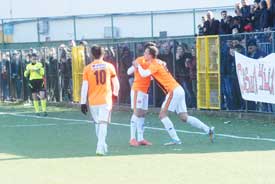 LADİK BELEDİYESPOR KENDİ EVİNDE SEVİNDİ