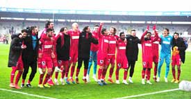 İBRELER SAMSUNSPOR'U GÖSTERİYOR