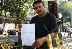 Engelli boyacının vatan sevgisi