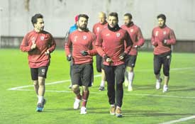 SAMSUNSPOR'DA HAZIRLIKLAR BAŞLADI