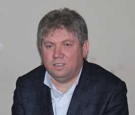 HALKA HİZMETTE ENGEL YOKTUR