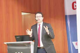 İlkadım'da 'İletişim ve Gelişim Zirvesi'