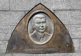 Çalınan Kabartma Portreler Yeniden Yapıldı