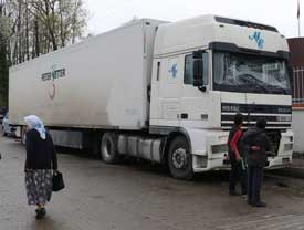 Öğrenci servisi TIR’la çarpıştı