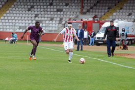 AHMET BURAK SOLAKEL SAMSUN'DA KALDI