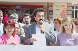 Doktorun darp edilmesine sağlıkçılar tepki gösterdi