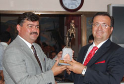 Dınkırcı'ya veda yemeği