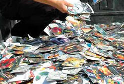 Korsan CD operasyonu