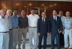 Rektör Akan'a destek