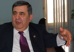Halk bizi cezalandırır