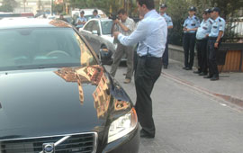 Bahçeli yasağa uyuyor