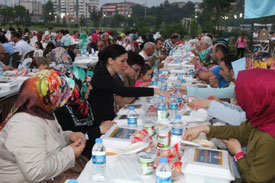 Karaaslan, Çarşamba'da kardeşlik iftarına katıldı