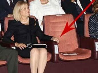 Baykal törene alınmadı!