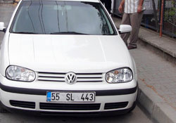 Polise saldırdılar