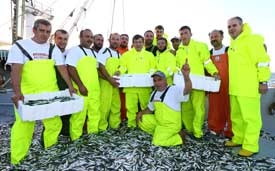 Davutoğlu Mitingden Önce Denize Açıldı