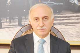 VALİ İBRAHİM ŞAHİN’DEN ‘24 KASIM ÖĞRETMENLER GÜNÜ’ KUTLAMA MESAJI