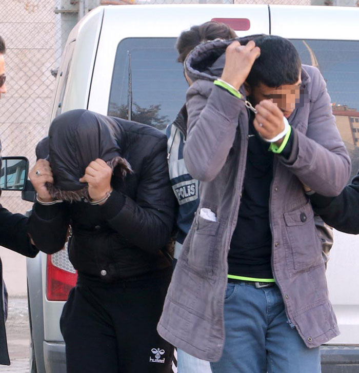 Rölyef hırsızları tutuklandı