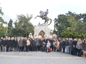 'ENGELLERİN' ENGELLENDİĞİ DÜNYA İSTİYORLAR