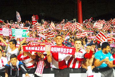 SAMSUNSPOR TARAFTARINI MAÇA DAVET ETTİ