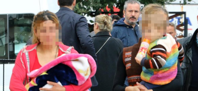 Kucaklarında çocuklarıyla cezaevine girdiler