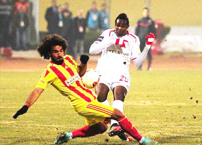 SAMSUNSPOR BİR BİR ERİYOR