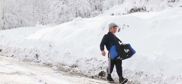 KAR TATİLİ DEVAM EDİYOR