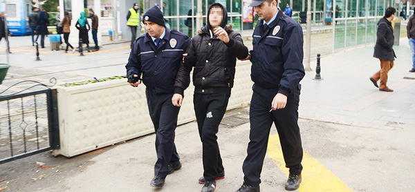 GÜPEGÜNDÜZ UYUŞTURUCU KRİZİ...