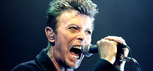 David Bowie Öldü