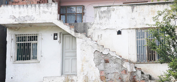 BAŞKA BİR FAİLİ MEÇHUL...