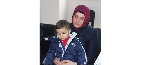 GÖZYAŞLARINI TUTAMADI...