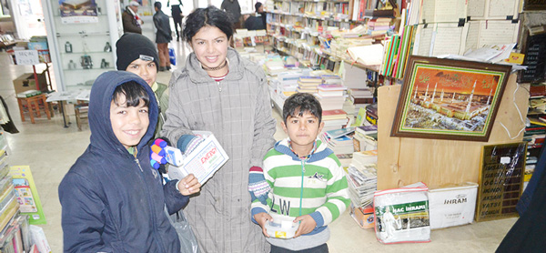 ESNAF DİLENCİLERDEN ŞİKAYETÇİ