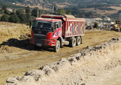 Ankara yolu şantiye gibi