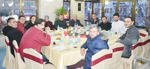 DENGE TİRİT YEMEĞİNDE BULUŞTU