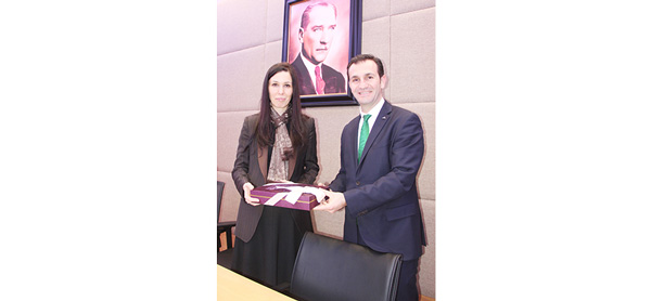 Karaaslan : Gençlerin Yanındayız