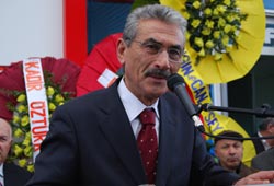 Yirmibeşoğlu, coğrafyadan yakındı