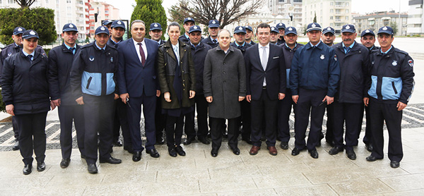 GÜZEL ŞEYLER OLUYOR