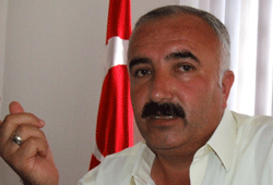 Çiftçi çıldırmak üzere