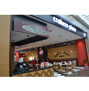 Crakers Pizza&Cafe Piazza'da