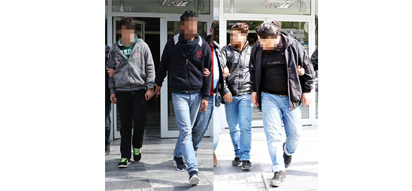 4 IRAKLI GÖZALTINDA...